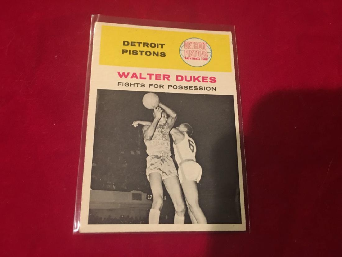 1961-62 Fleer Set Break # 50 Walter Dukes: 1961-62 Fleer Set Break # 50 Walter Dukes
