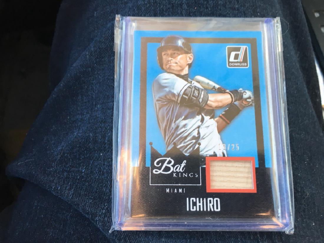 2016 DONRUSS ICHIRO Bat SP /25 (1 of 2)