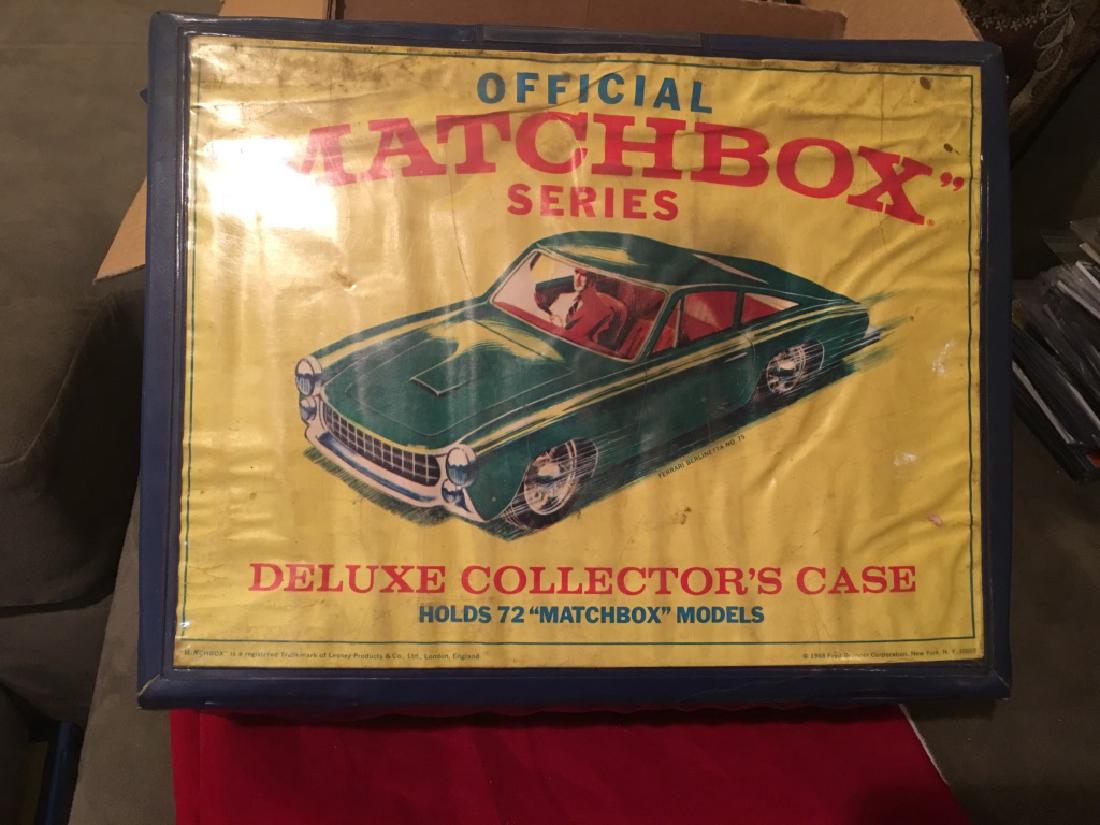 1968 MATCHBOX 72 DELUXE COLLECTOR+IBk-S CASE CARRYINGE (1 of 3)