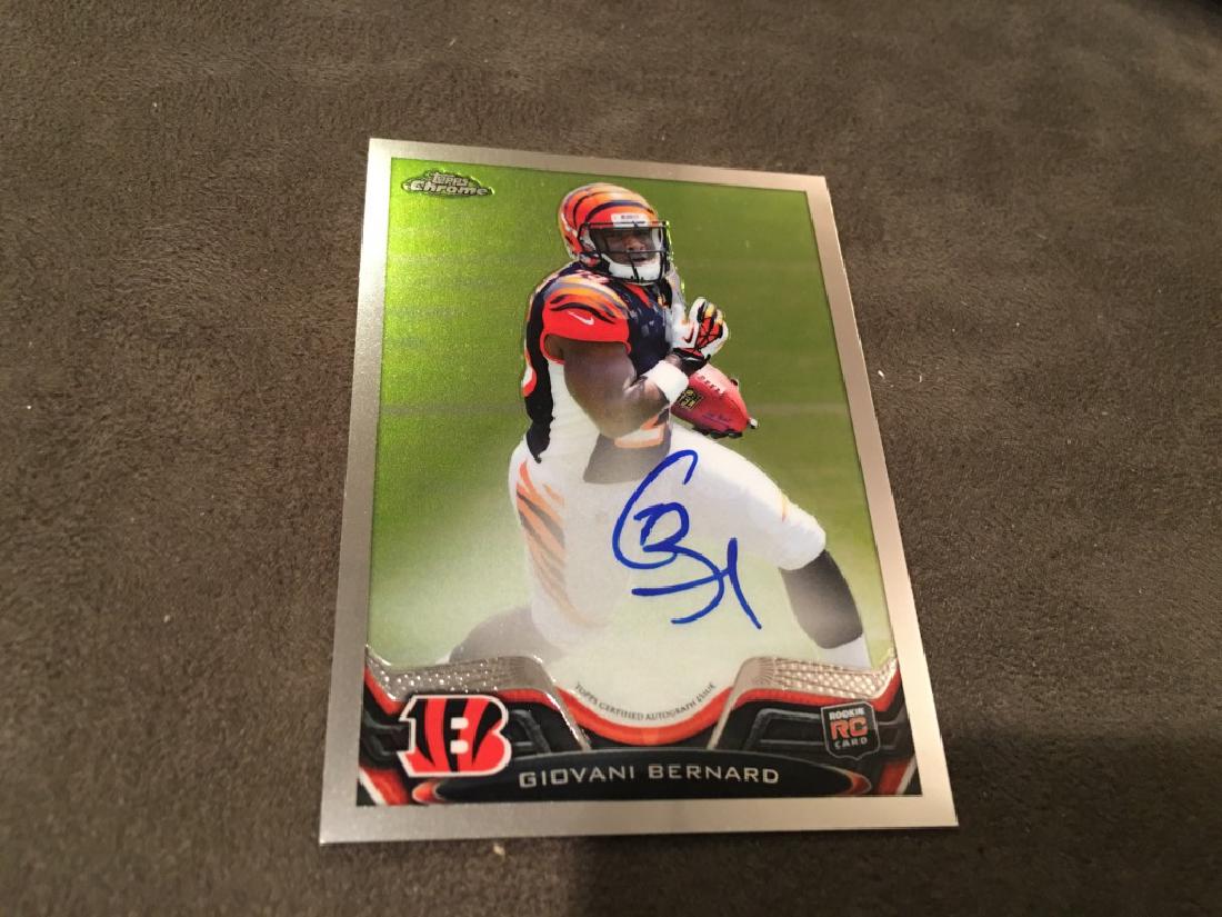 2013 GIOVANI BERNARD TOPPS CHROME AUTO RC (1 of 2)