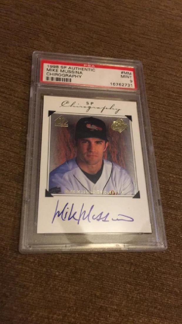 1998SP authentic Mike Mussina autograph (1 of 2)