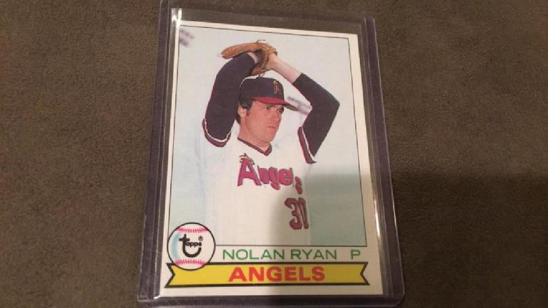 1979 topps Nolan Ryan very nice condition sharp (1 of 2)