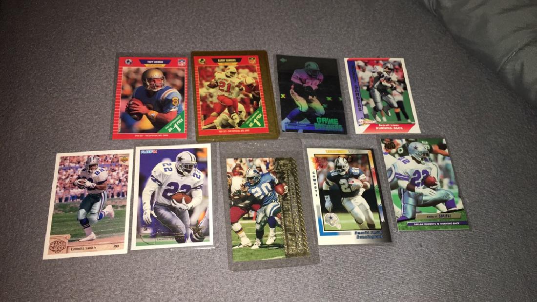 Troy Aikman rookie Barry Sanders rookie plus: Emmett Smith and Barry Sanders in certain basic cards nice lot