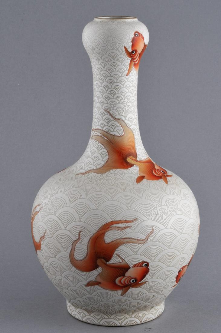 Porcelain vase. China. 20th century. Garlic mouth top. (1 of 7)