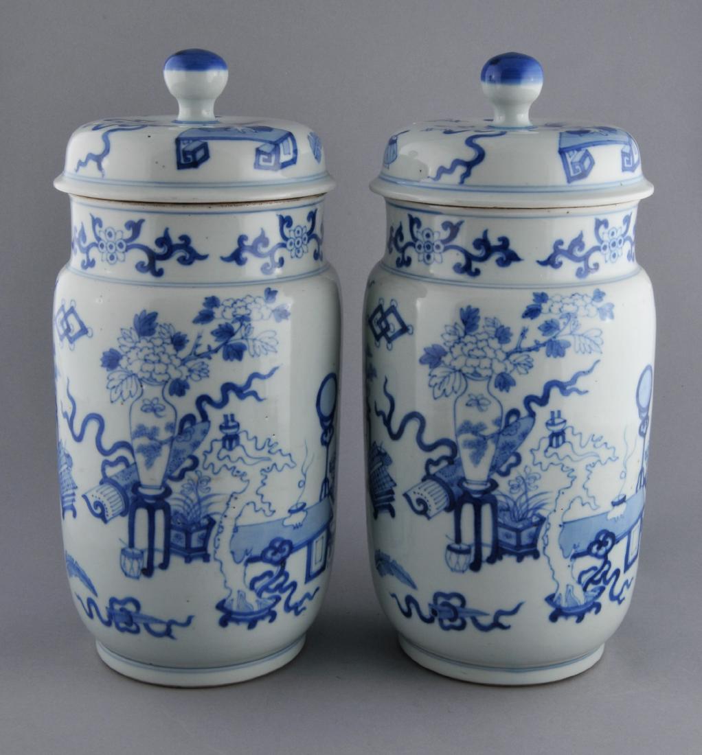 Pair of covered jars. China. 19th century. Cylindrical (1 of 11)