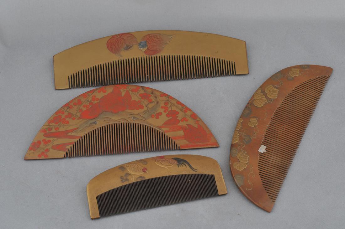 Lot of four ornamental combs. Japan. 19th century. (1 of 6)