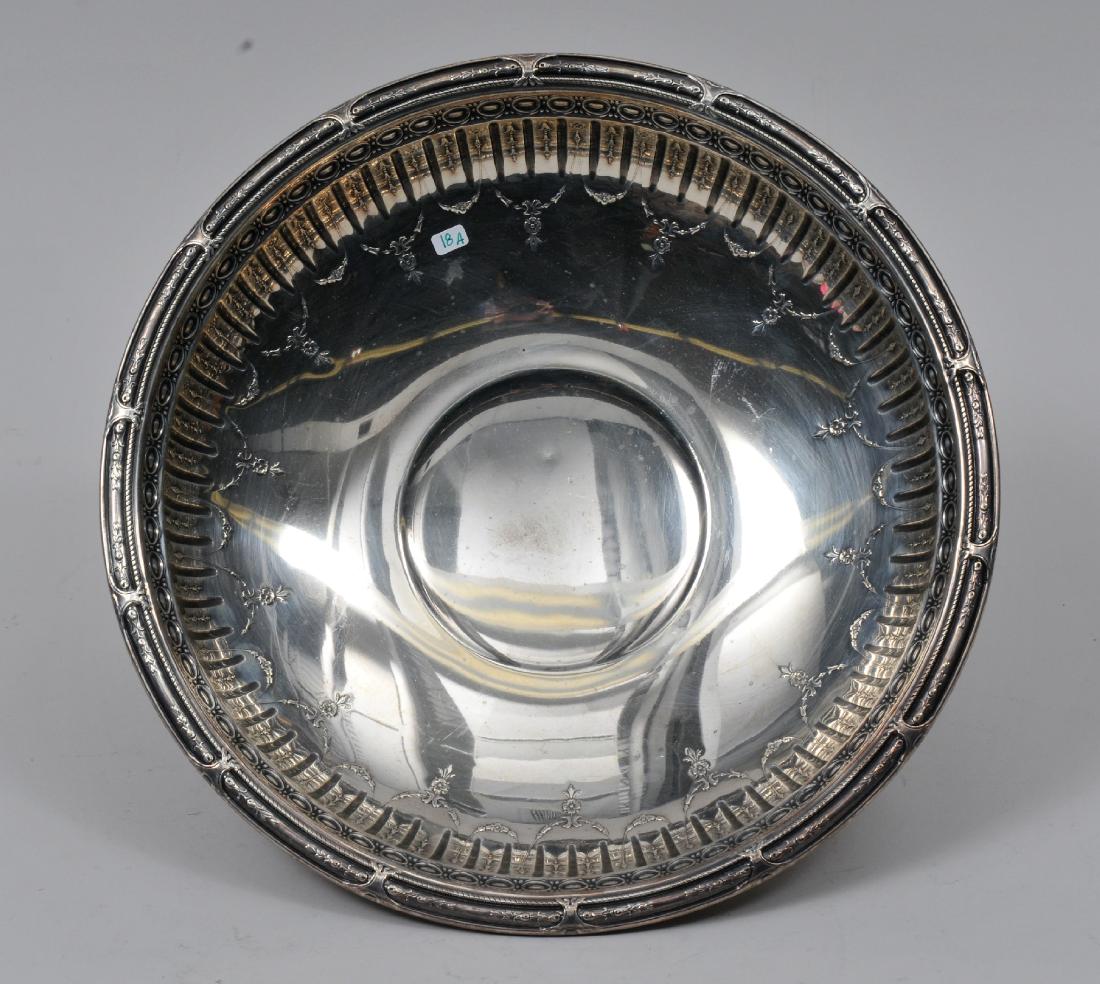 Gorham Sterling Silver large "Marie Antoinette" pattern (1 of 7)