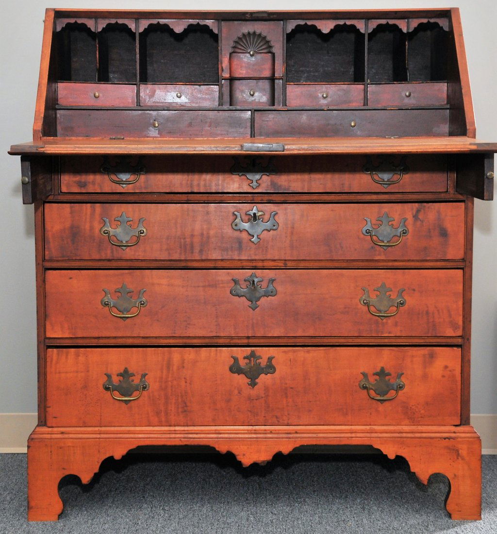 18th century American Chippendale maple North Shore, (1 of 11)
