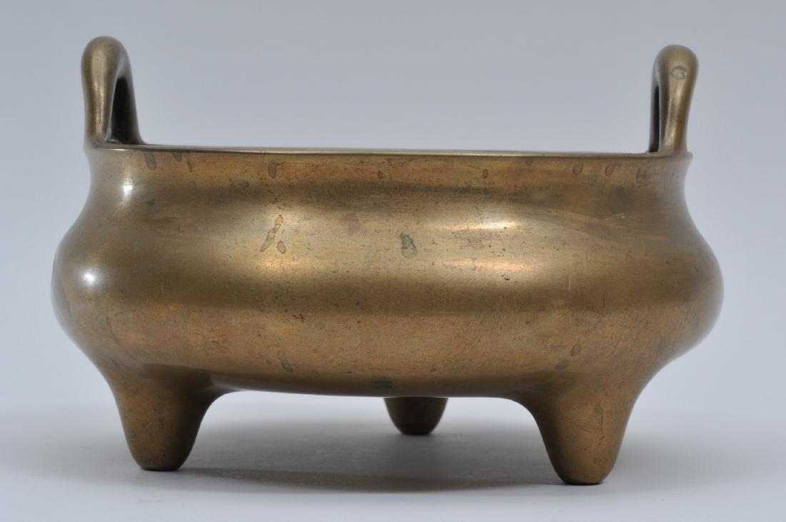 Bronze censer. China. 19th century, Tripod base. Hsuan (1 of 8)