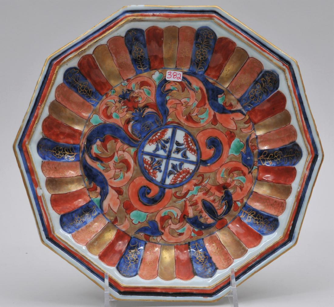 Chinese Export bowl. 18th century. Hexagonal form. (1 of 5)