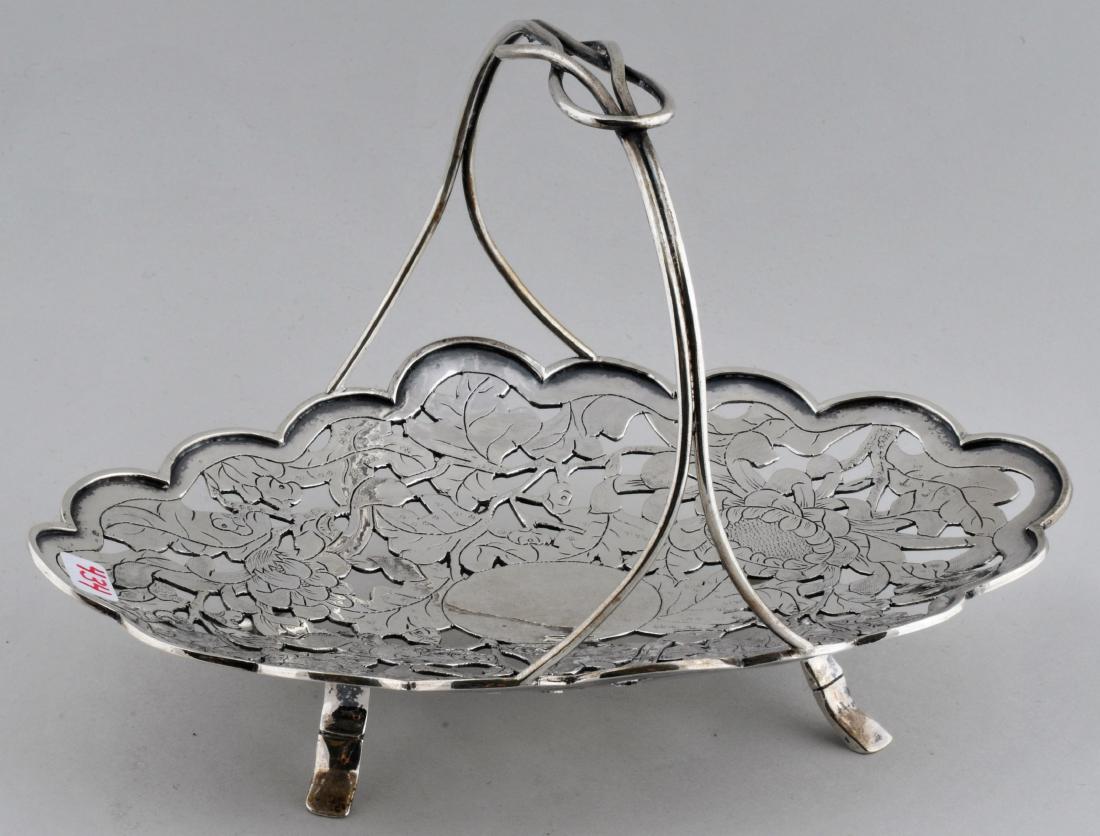 Chinese Export silver handled basket. Early 20th (1 of 5)