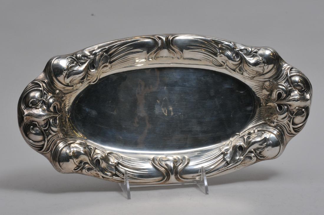 Wallace Sterling silver oval floral repousse decorated (1 of 6)