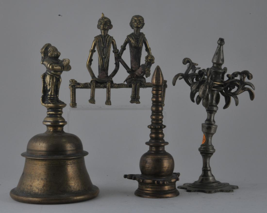 Lot of four brass objects. 19th century or earlier. (1 of 4)