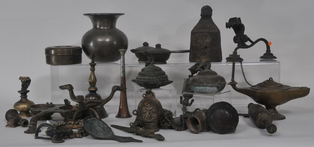 Lot of approximately eighteen metal works. India. 20th (1 of 10)
