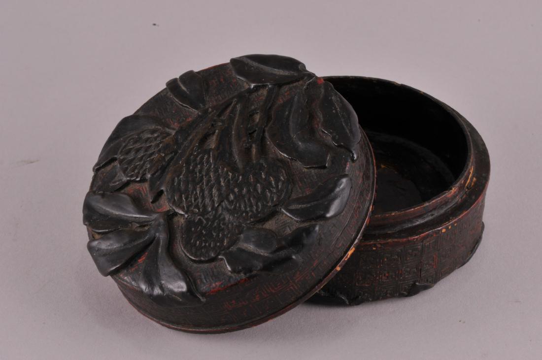 18th/19th century Chinese carved lacquer round covered (1 of 7)