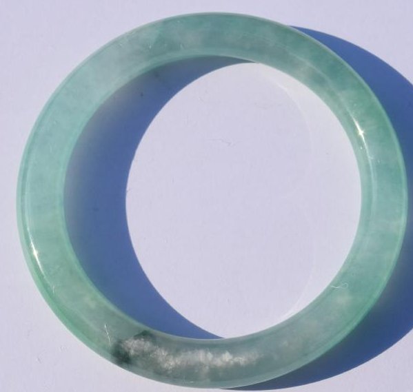 Jadeite bracelet. China. 20th century. Highly (1 of 4)