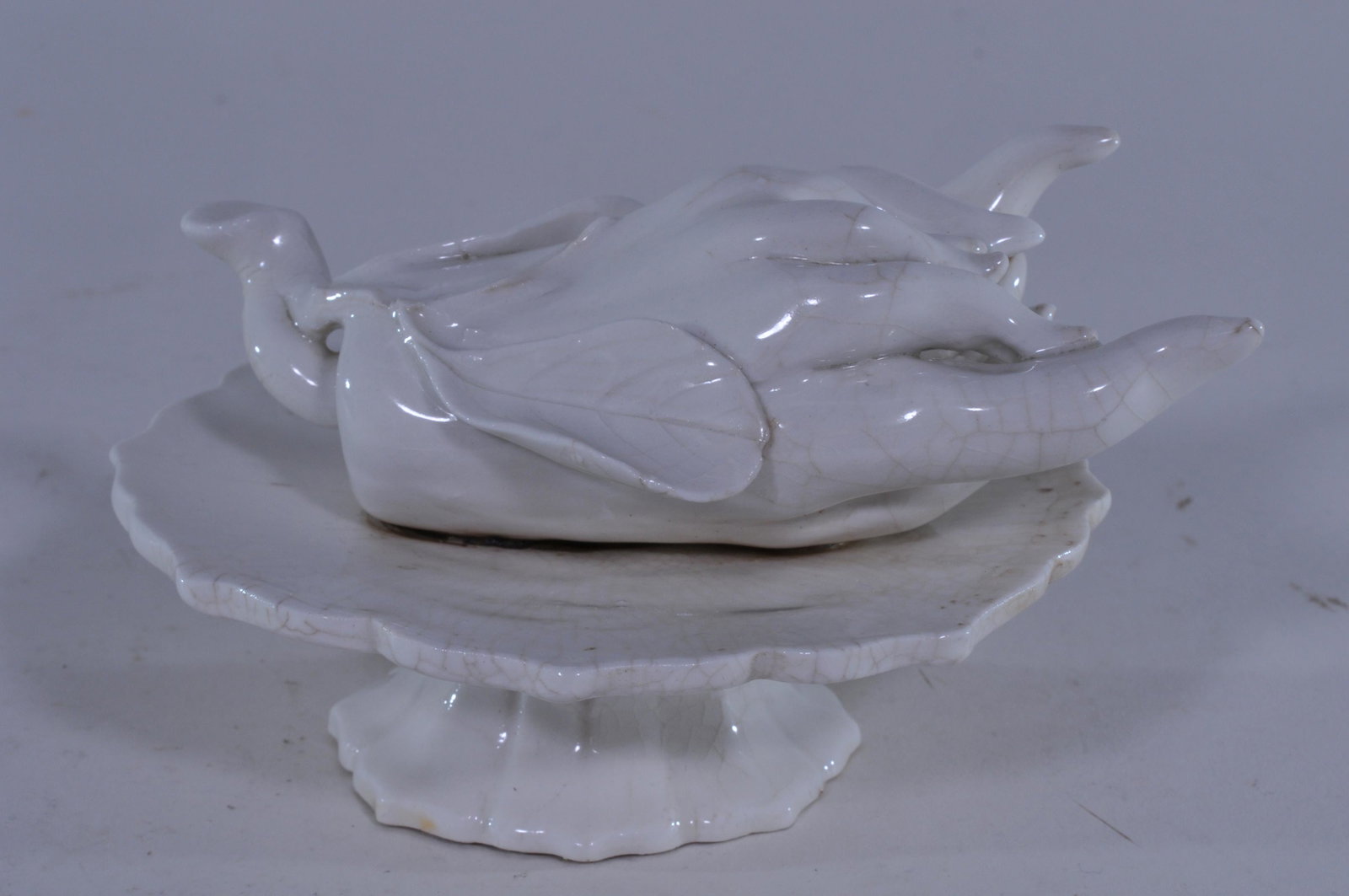 Soft paste altar ornament. China. 19th C. Hua Shih Yao.: Soft paste altar ornament. China. 19th C. Hua Shih Yao. A Buddha's hand citron on an offering dish. 5" x 3".