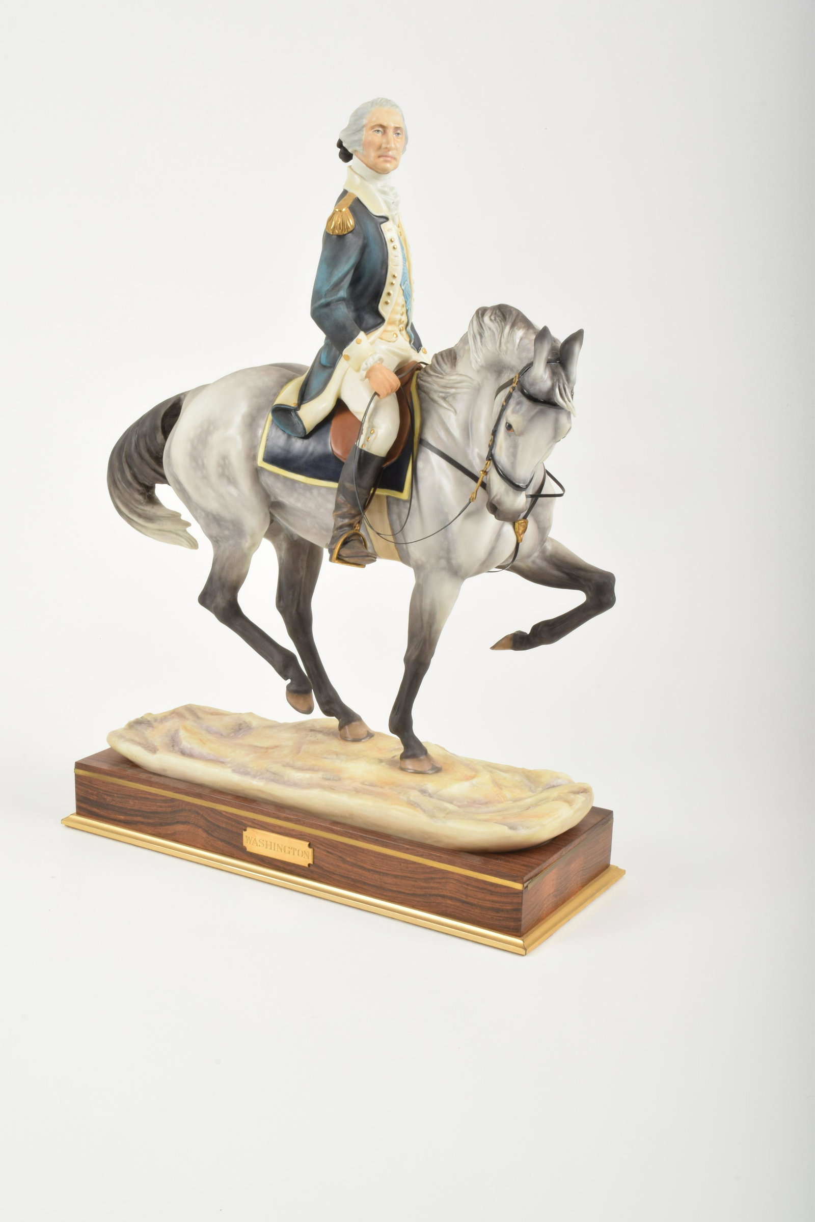 Royal Worcester Fine Bone China Sculpture of George: Royal Worcester Fine Bone China "Washington" Modeled by Bernard Winskill. Made in England circa 1969. Approximately 16" high not including base and 15" at widest point. With wooden base, no box. No ob
