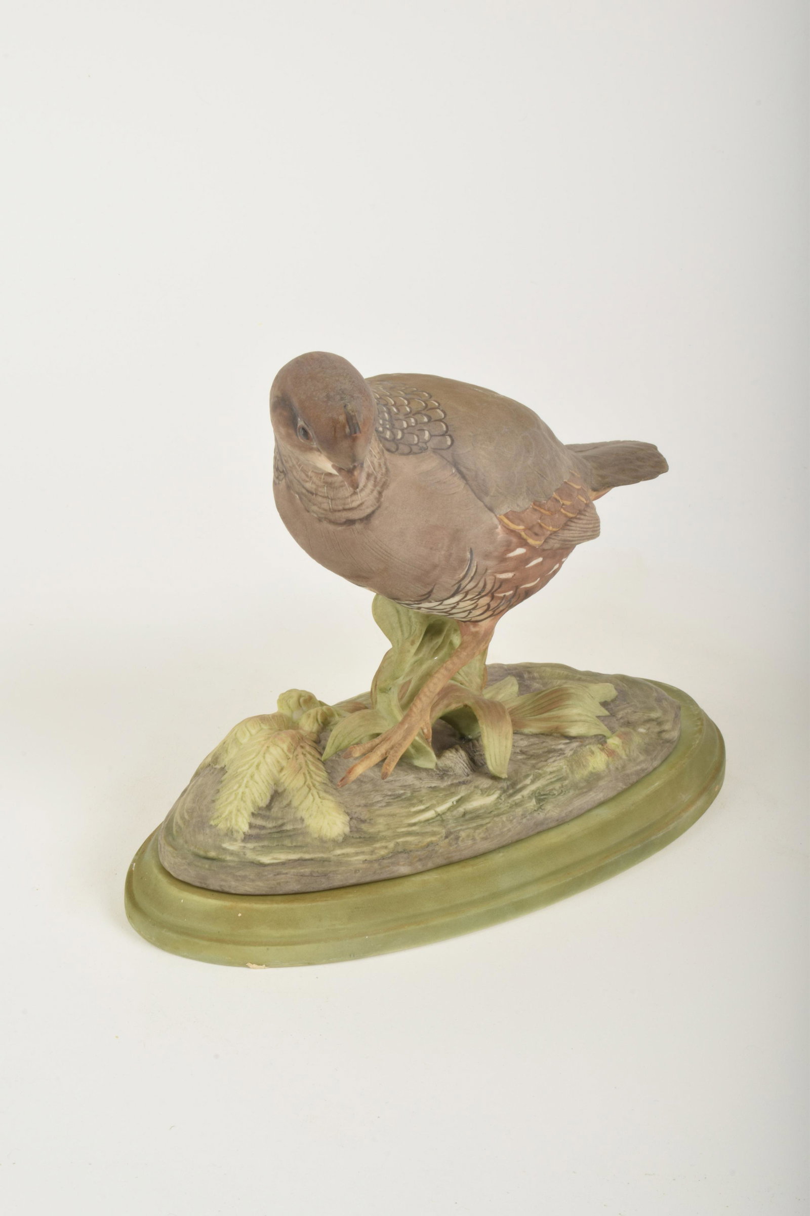 Royal Worcester "California Quails": Royal Worcester Fine Bone China "California Quail". Made in USA, no.433. One of a pair. Approximately 8.25" high and 8.75" at widest point. With porcelain base, no box. No obvious signs of damage