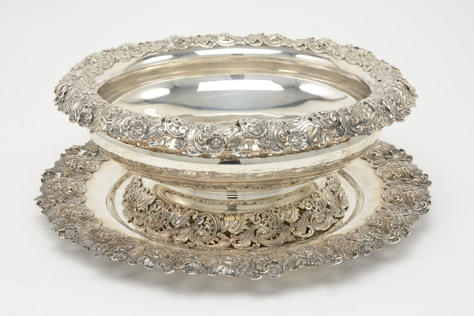 Frank Smith Ornate Sterling Silver Bowl and Tray (1 of 19)