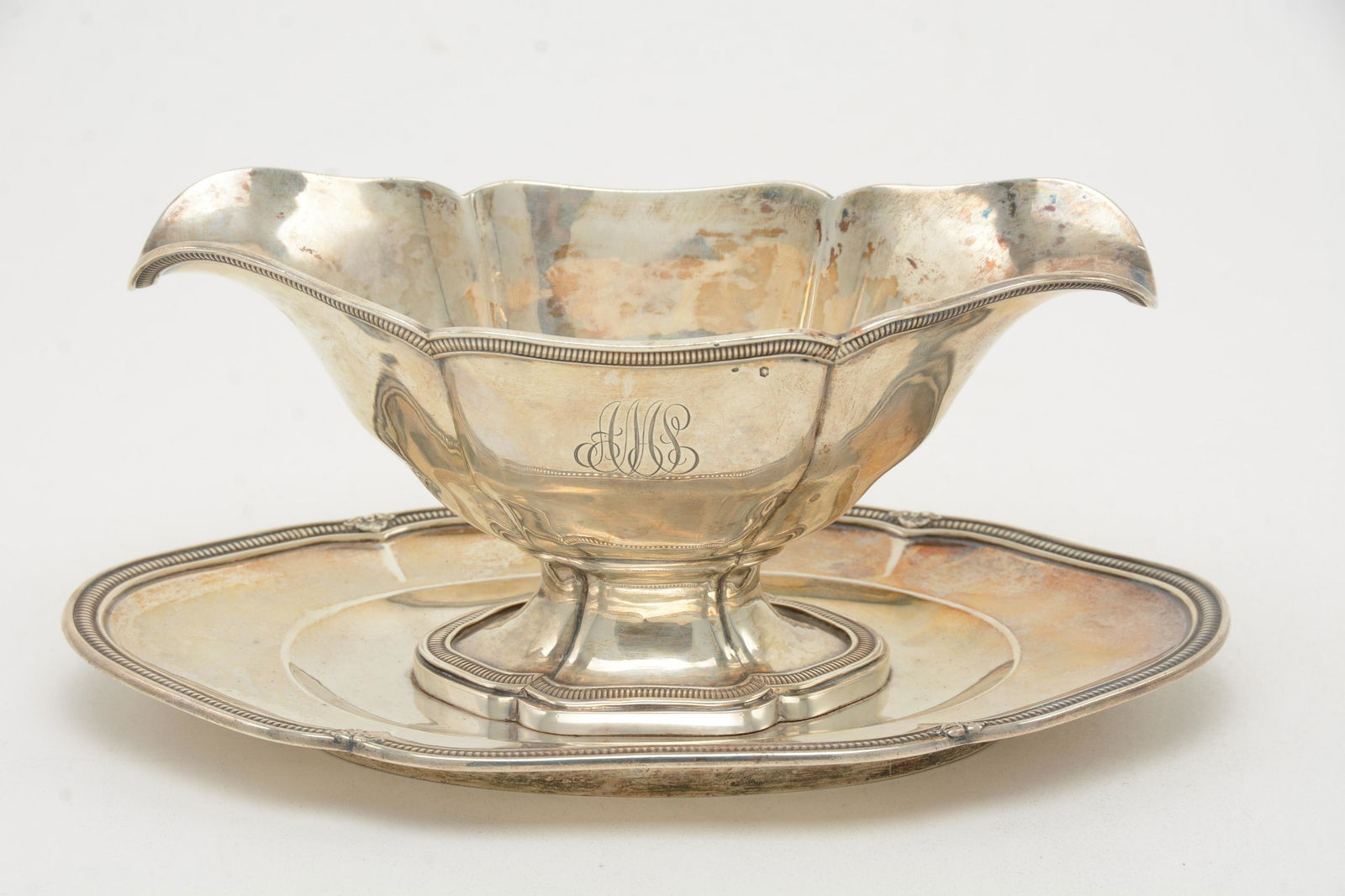 Mon Odiot Prevost & Cie French Silver Gravy Boat (1 of 12)