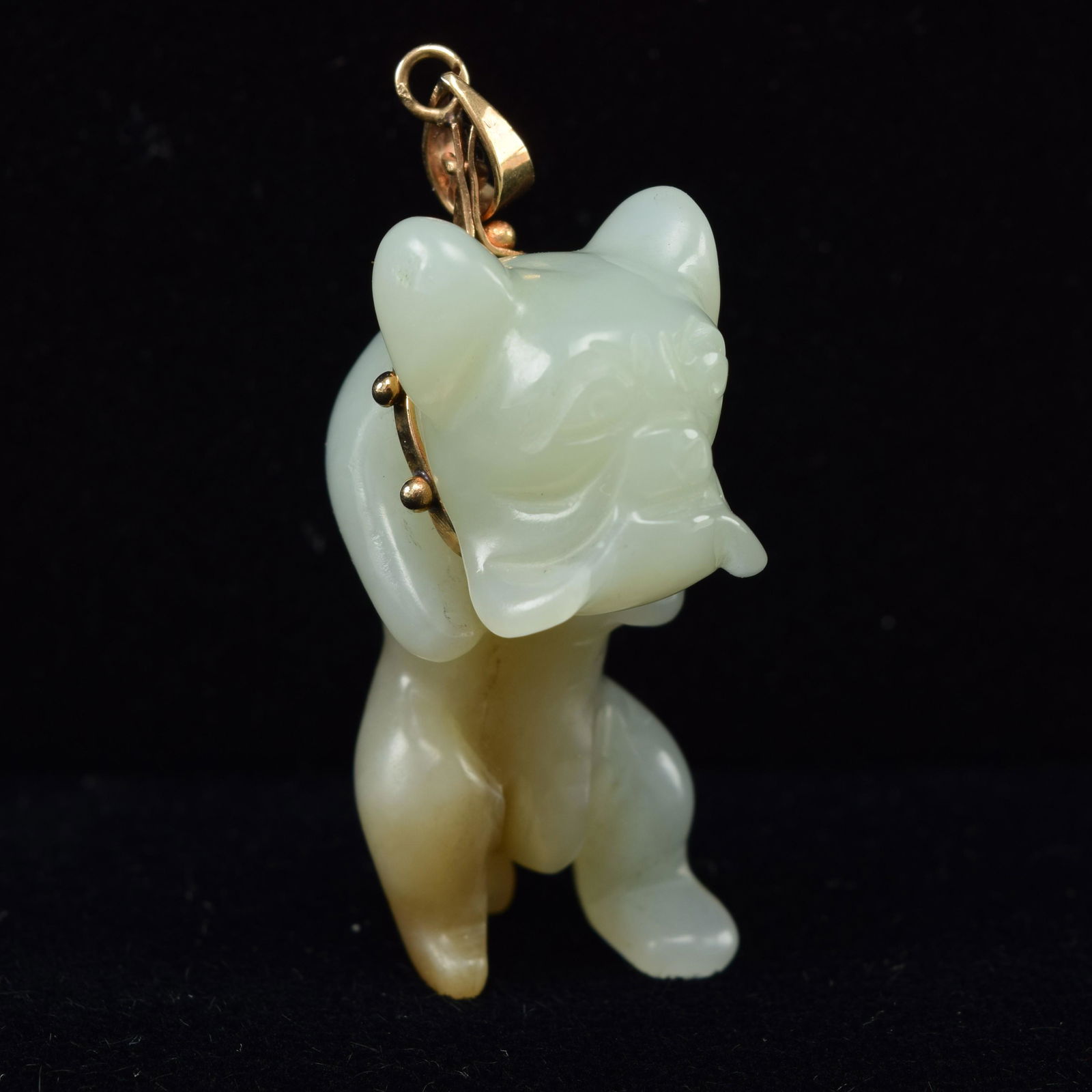 Carved Jade Bulldog Pendant with Gold Collar (1 of 6)