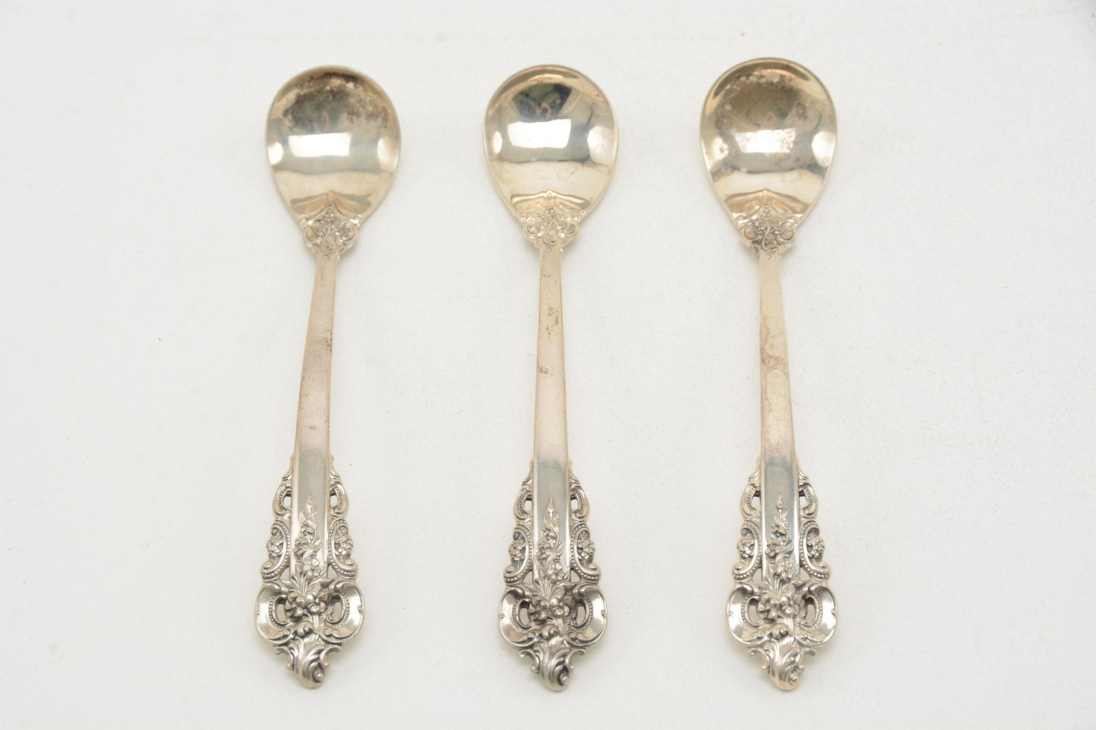 Wallace "Grand Baroque" Sterling Silver Small Ladles (1 of 6)