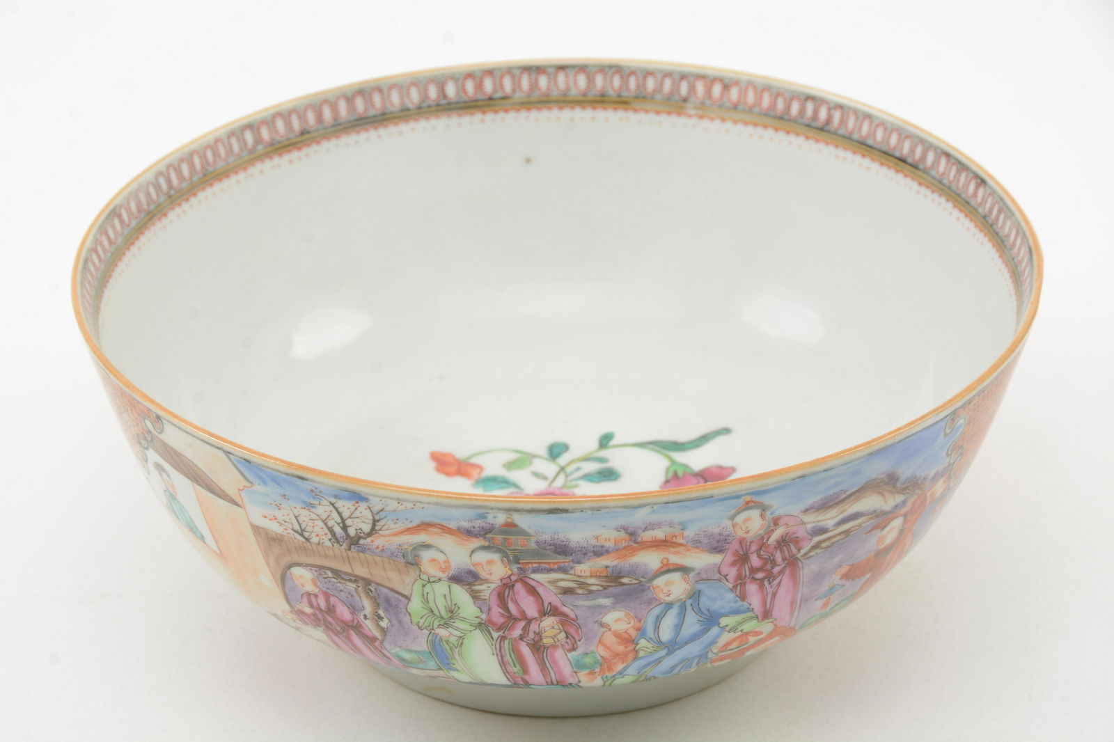 18th Century Chinese Export Porcelain Bowl (1 of 13)
