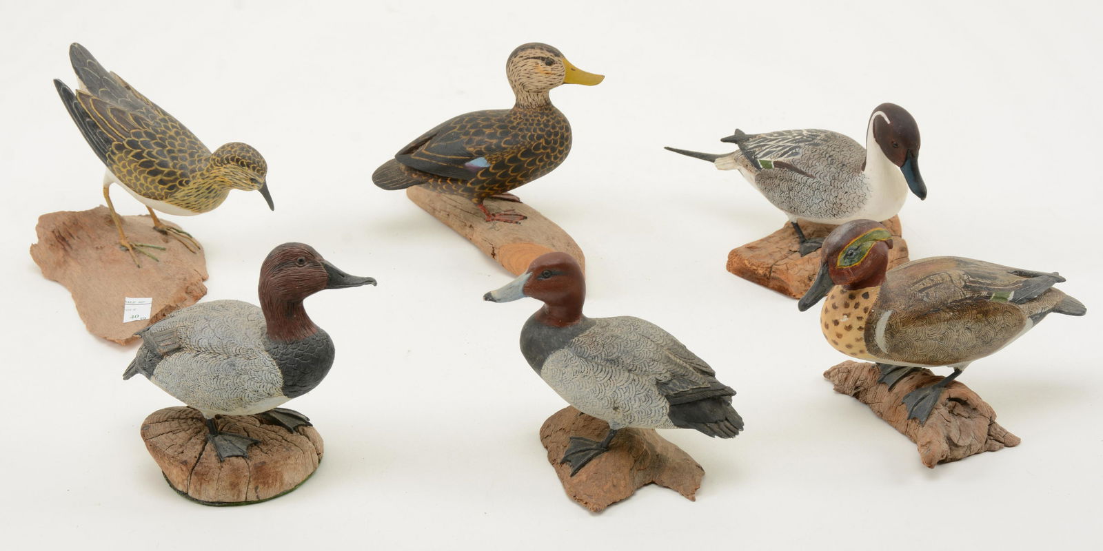 Gordon Clark Jr. Carved and Painted Bird Miniatures. (1 of 10)