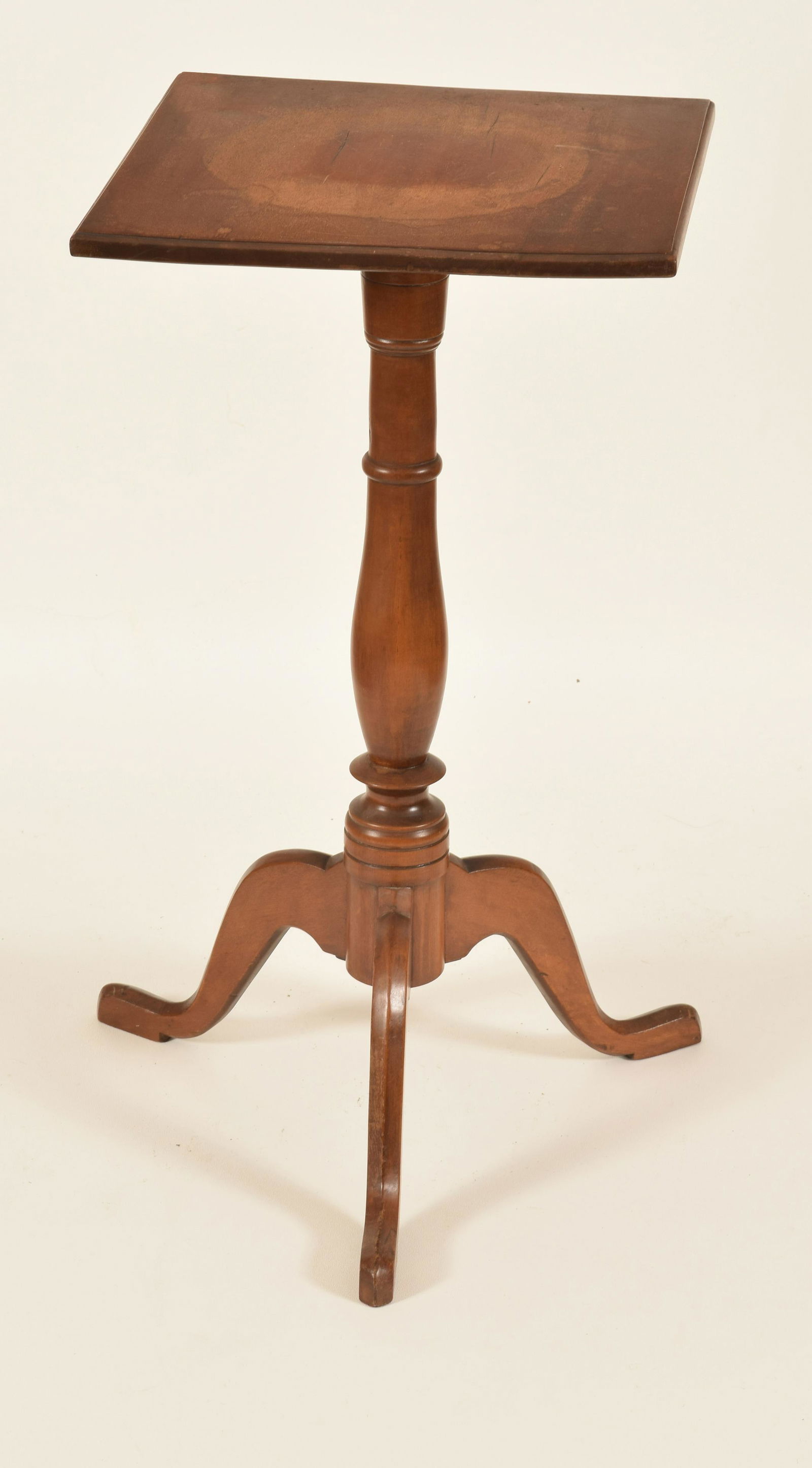 Federal Candlestand. Beveled surface atop turned column (1 of 4)