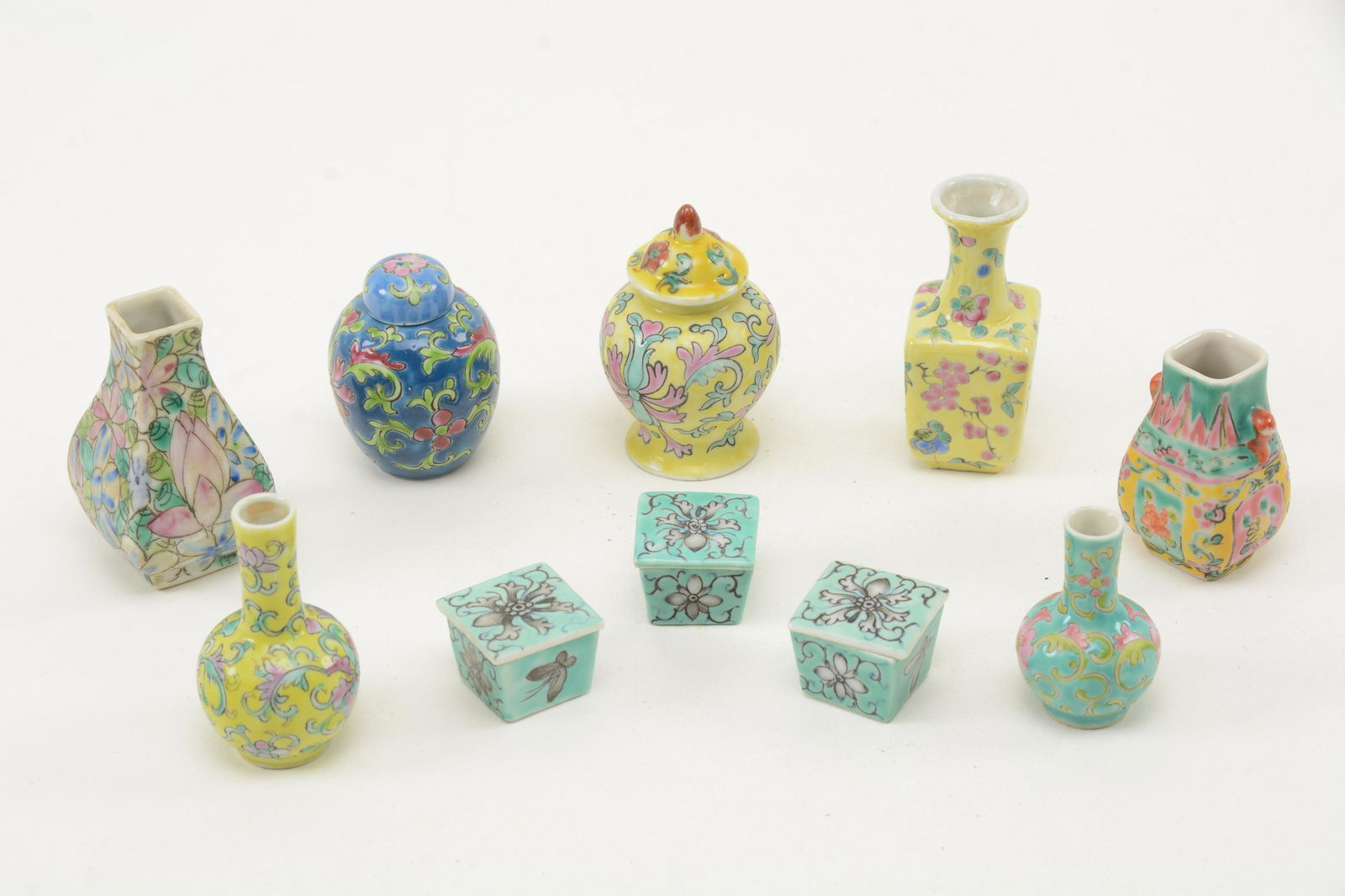 Miniature Chinese Porcelain Vases and Jars. Lot of [10] (1 of 6)