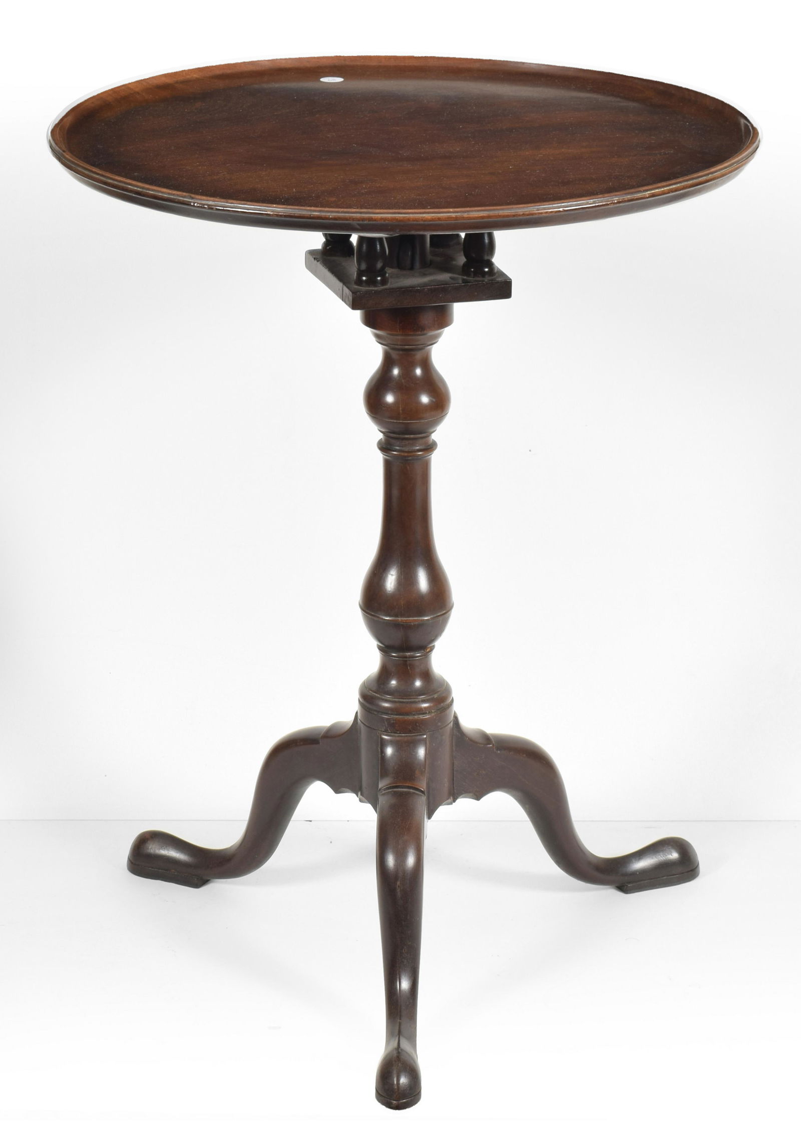 Queen Anne mahogany tea table, Philadelphia, circa: Queen Anne mahogany tea table, Philadelphia, circa 1760. High quality dense mahogany throughout. Richly grained dish top with birdcage mechanism. Shaft turned with molded ball above cabriole legs on p