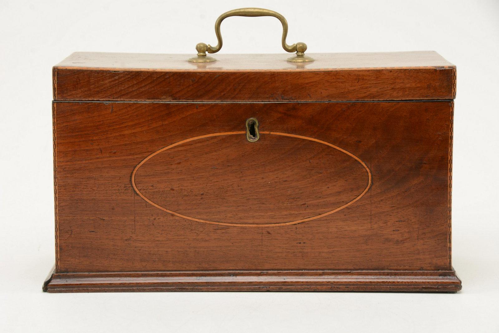 Federal mahogany and inlaid tea caddy with internal: Federal mahogany and inlaid tea caddy with internal partition and ball handle, circa 1800. Height 5.75”; width 11.5”; depth 5.5” From the David Thomas Collection