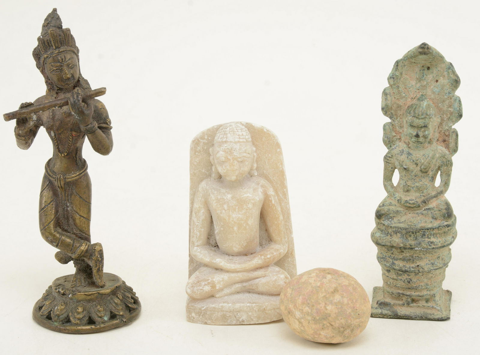 Lot of South East Asian metal and stone buddha figures. (1 of 7)