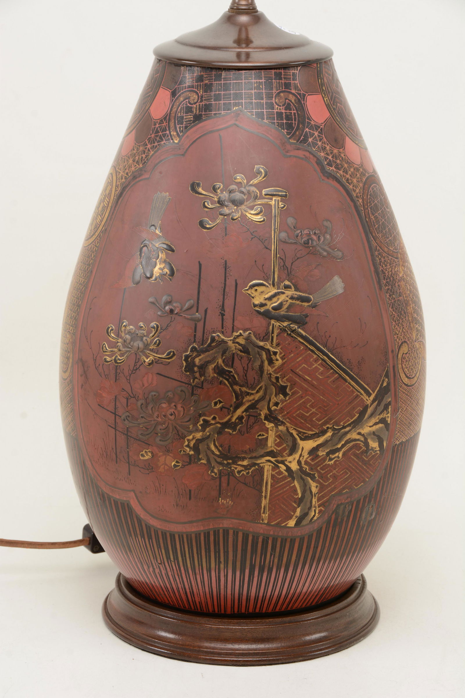 Satsuma pottery bulbous vase with geometric patterns (1 of 10)