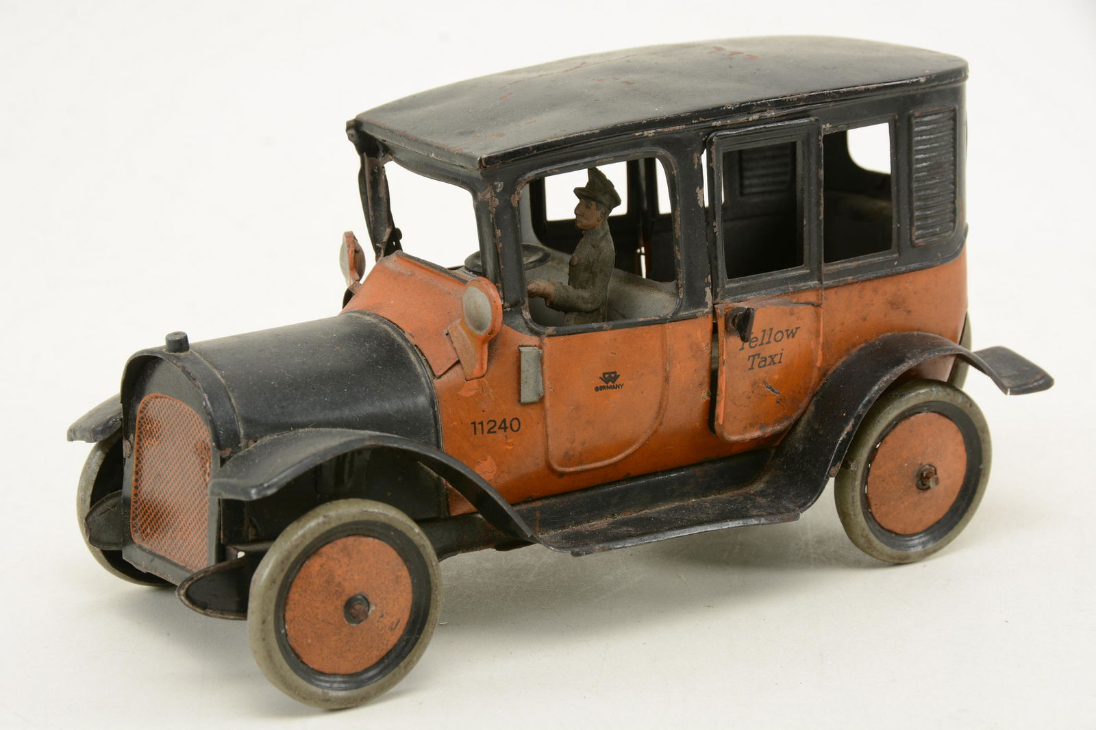 Bing tin litho yellow taxi wind-up car. Mechanism (1 of 8)