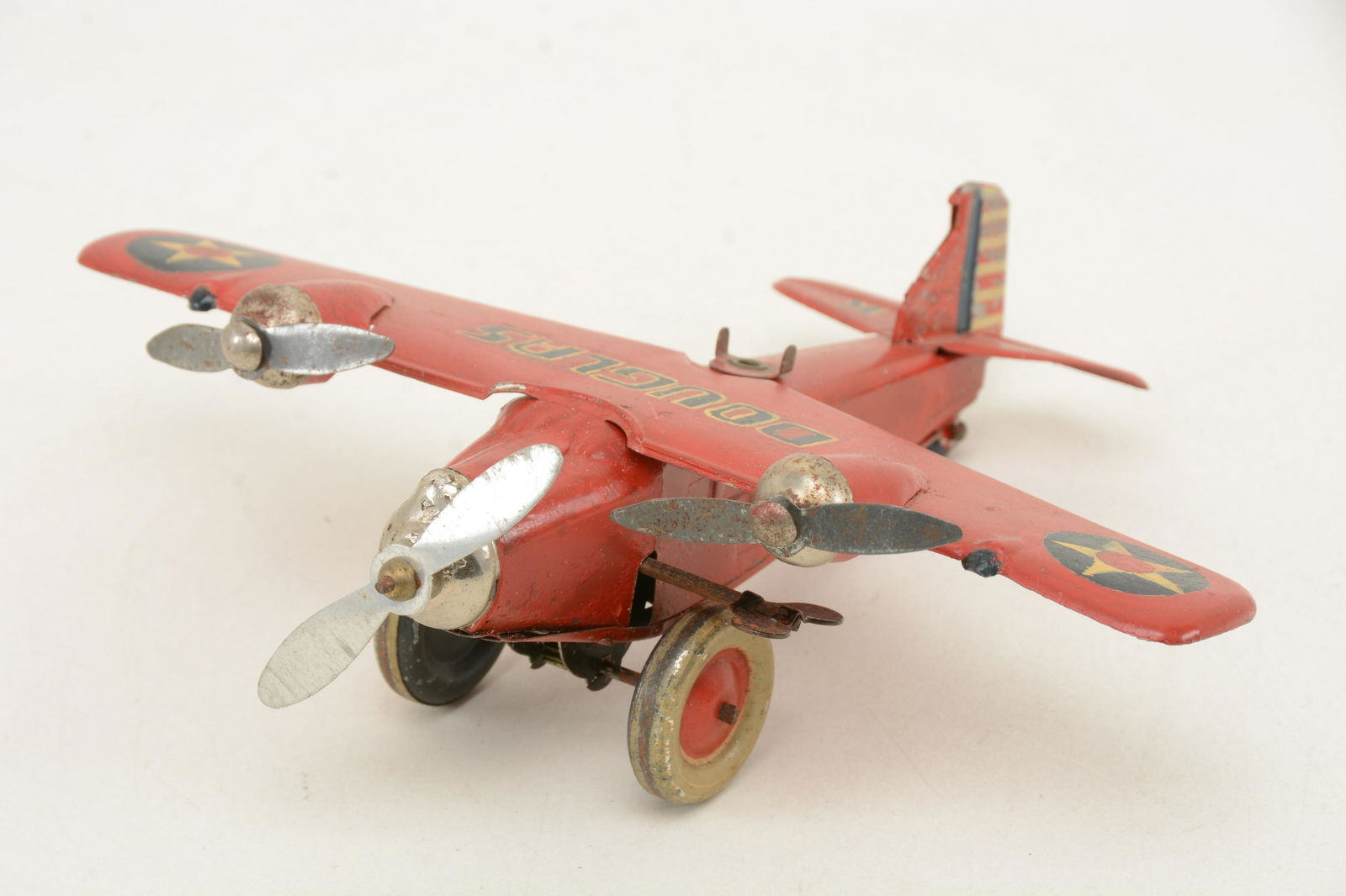 Pre-War Japan Douglas tri-motor tin airplane. Wind up (1 of 9)