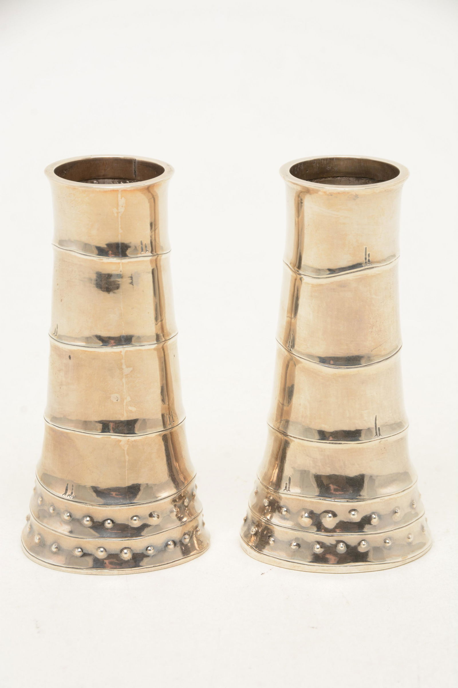 Pair of sterling silver small vases. Japanese? (1 of 9)