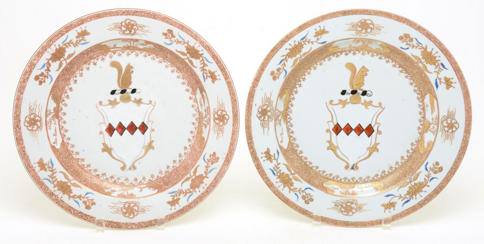 Pair of Chinese export armorial porcelain chargers (1 of 15)
