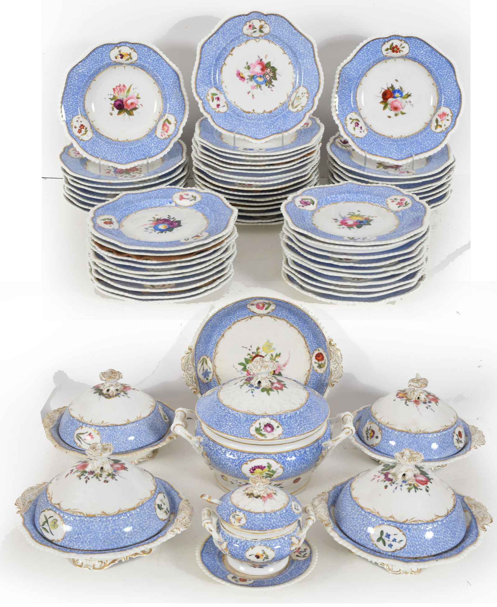 Chamberlain's Worcester porcelain blue hand-painted (1 of 20)