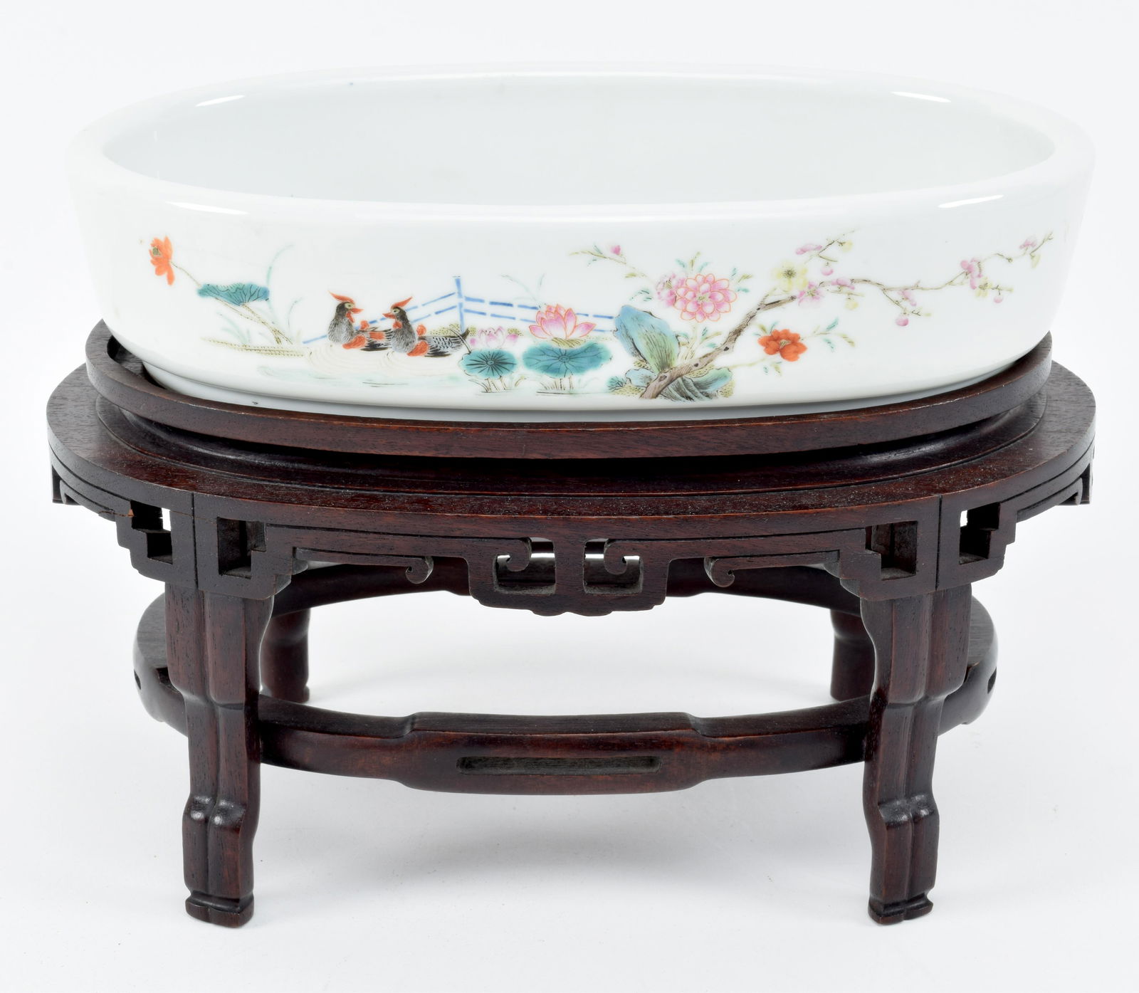 Porcelain planter. China. Early 20th century. Oval (1 of 7)