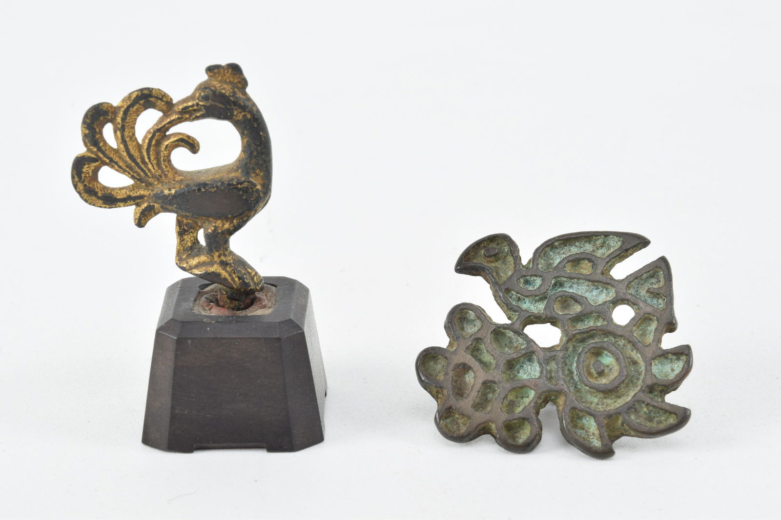 2 gilt bronze objects. Phoenix finial and bird seal. (1 of 8)