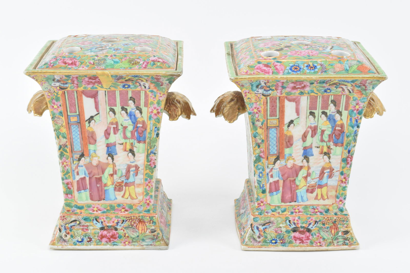 Pair of porcelain bough pot. China. 19th century. Rose (1 of 12)