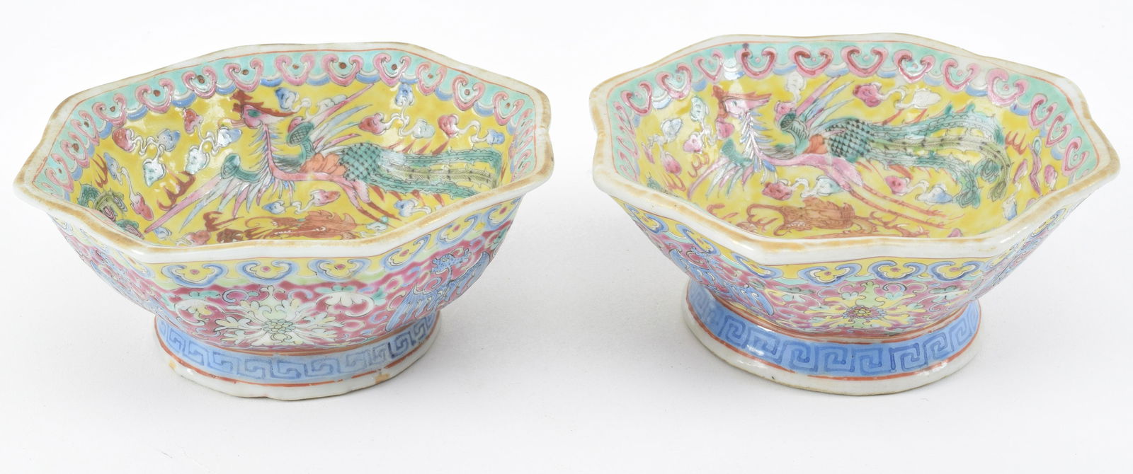 Pair of footed dishes. China. Ca. 1920. Decoration of (1 of 10)
