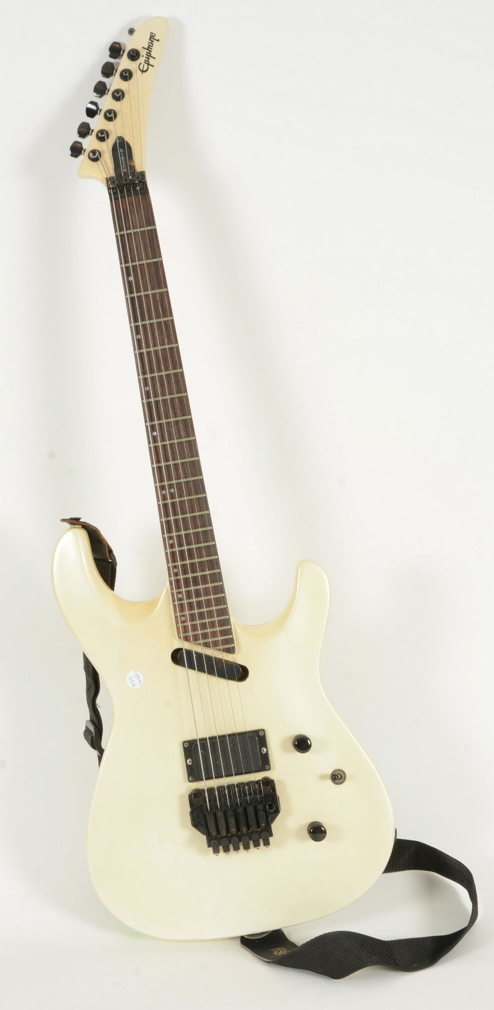 Epiphone Gibson electric guitar in solid white pearl. (1 of 9)