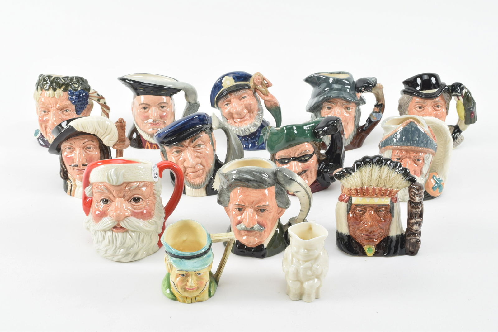 Royal Doulton small tobey mugs including Santa Claus. (1 of 11)