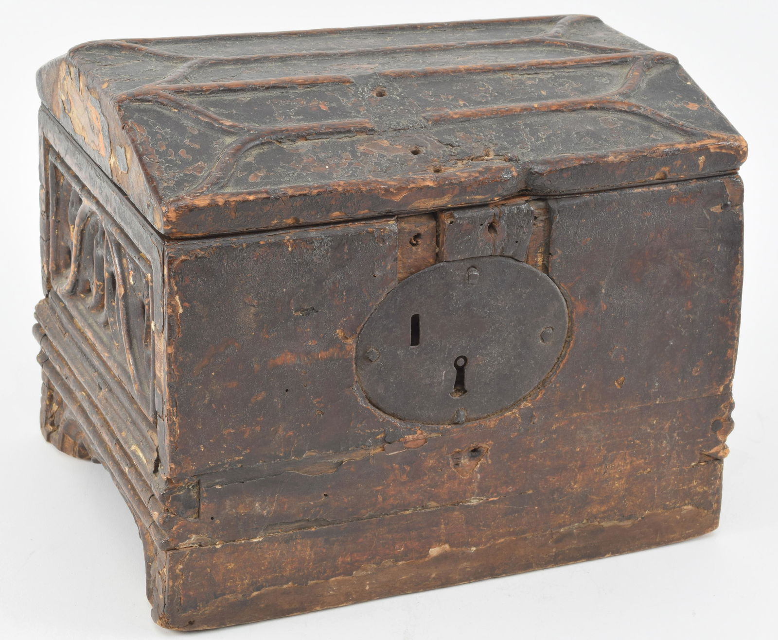 Carved wood trunk chest with cast iron lock. 18th (1 of 11)