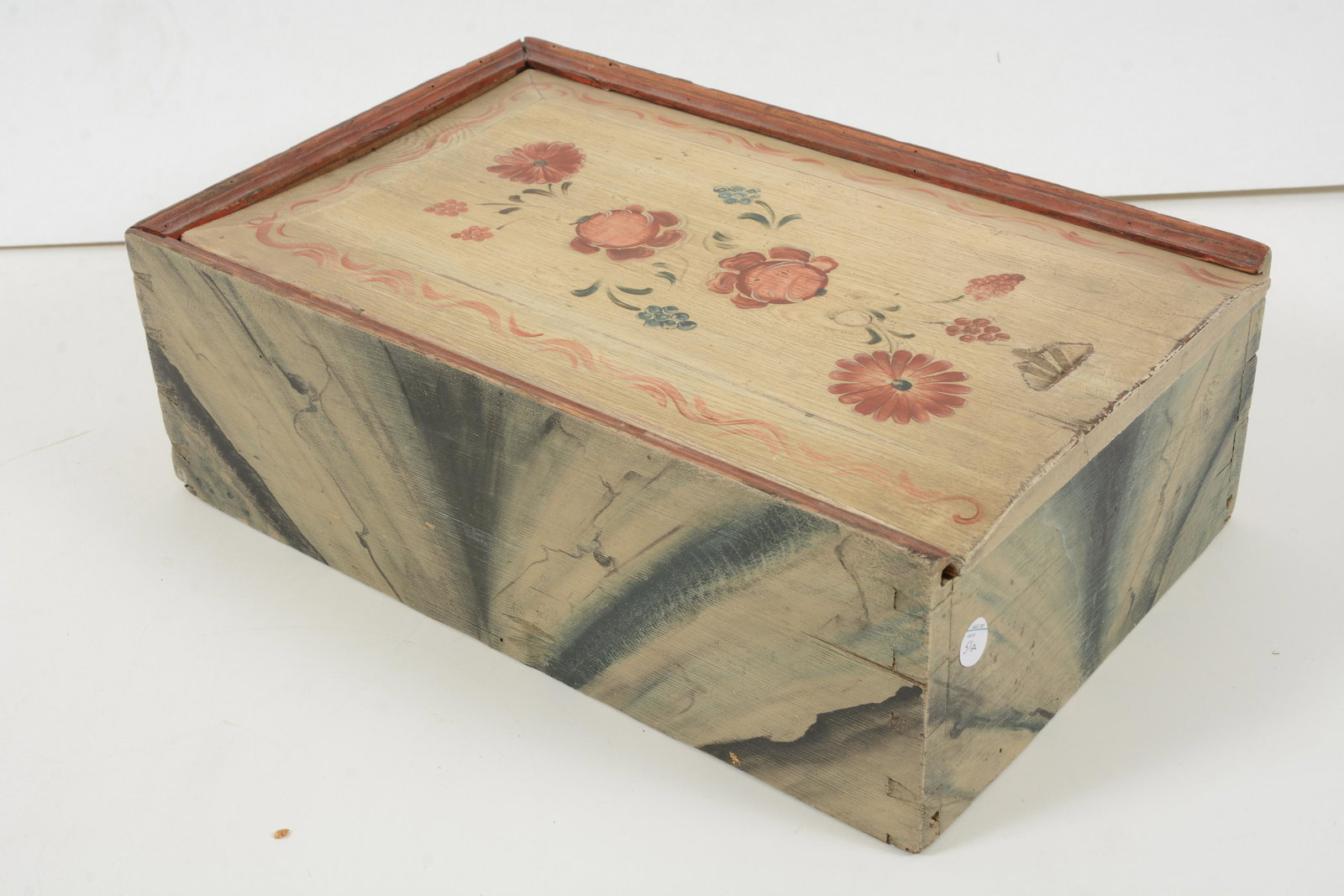 Swedish candlebox with grain painting and floral decora: Swedish candlebox with grain painting and floral decorated cover. Pine wood. With sliding top. 17 x 11 x 6in.