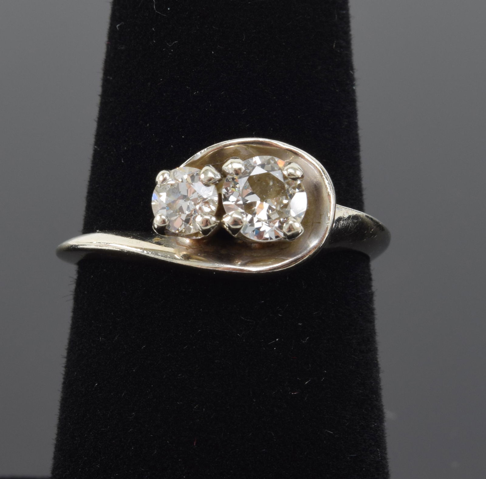 14K White gold diamond ring, contemporary setting with (1 of 8)