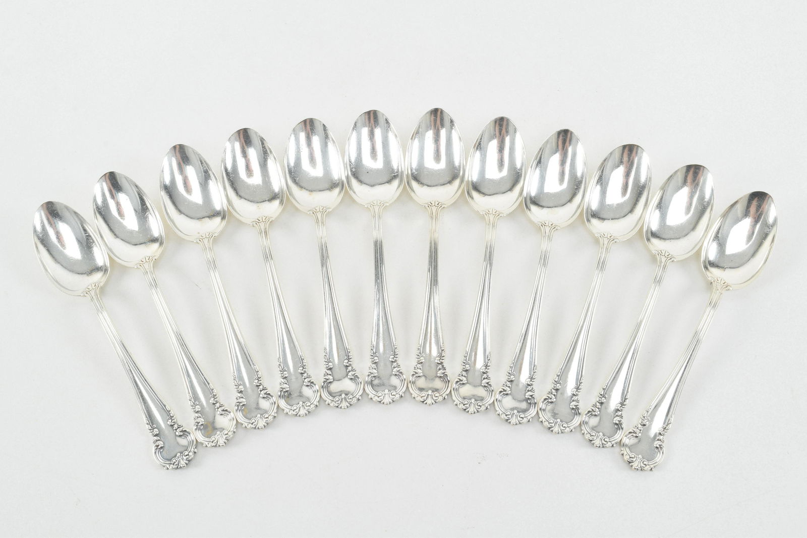 Set of 12 Reed & Barton sterling silver "La Comtesse" (1 of 7)